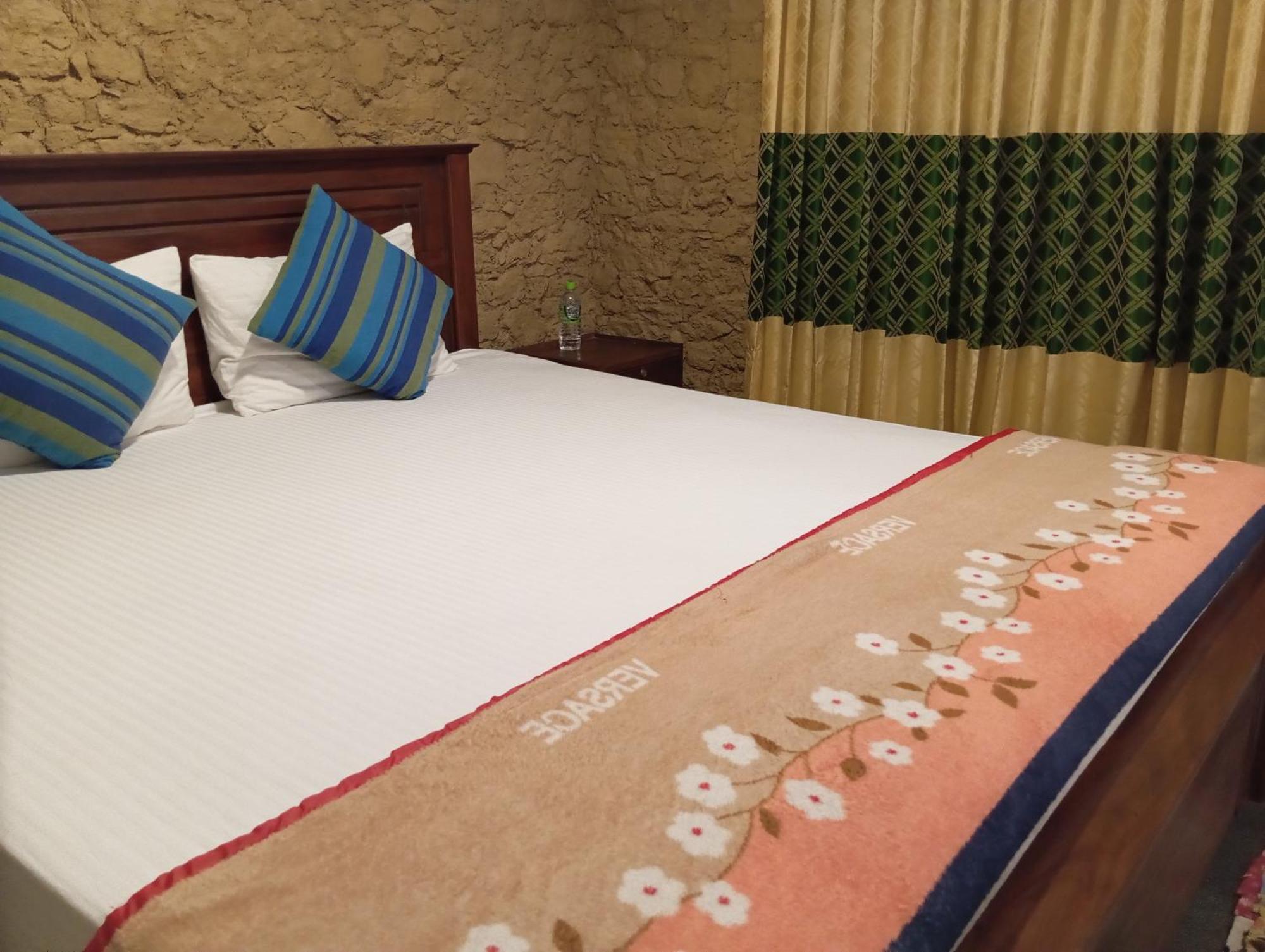 Ella Relax Inn Екстер'єр фото